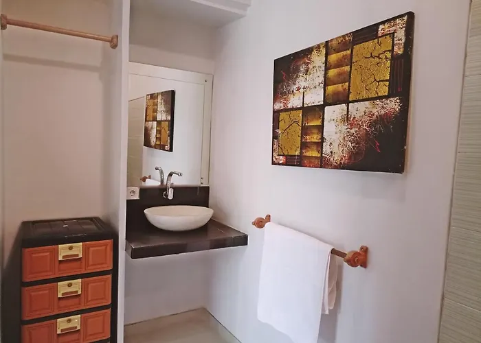 Bambu Guest House Hostal Kuta Lombok